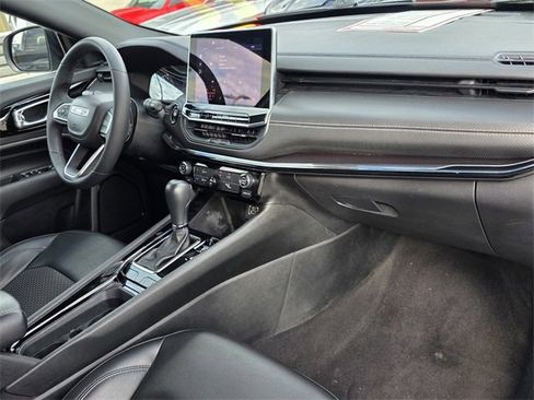 Used 2022 Jeep Compass Altitude image 16