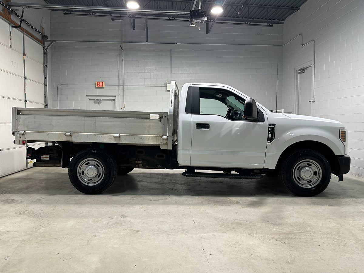 Used 2018 Ford F250 XL RWD image 2