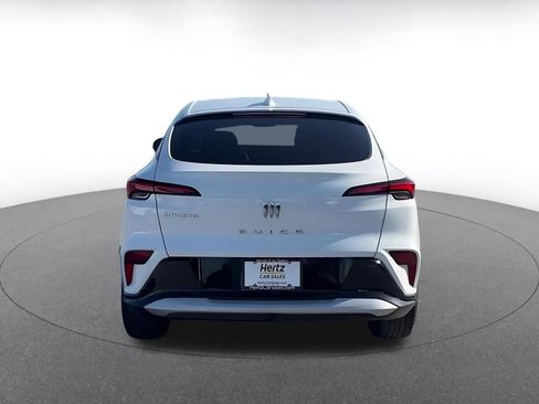 Used 2025 Buick Envista Sport Touring image 12