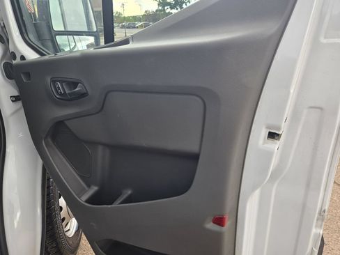 Used 2022 Ford Transit 250 148 High Roof AWD image 20