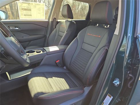 New 2026 Nissan Rogue SV AWD/4WD image 10