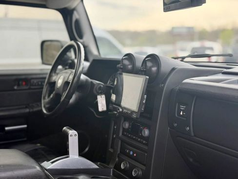 Used 2007 HUMMER H2 image 18