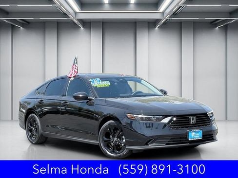 Certified 2025 Honda Accord SE image 1