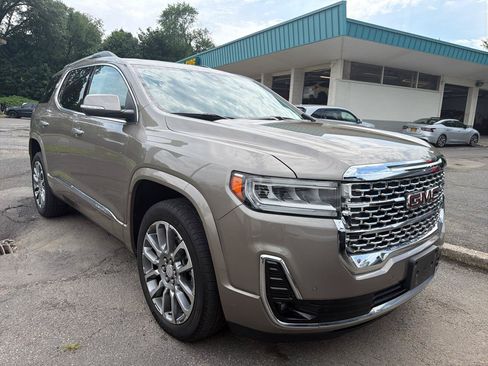 Used 2023 GMC Acadia Denali AWD/4WD image 3
