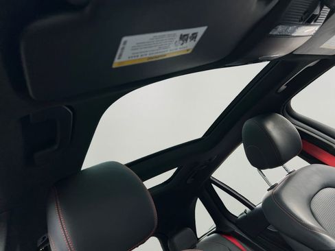 Used 2018 Mercedes-Benz GLC 43 AMG 4MATIC image 7