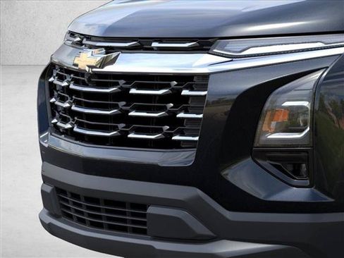 New 2026 Chevrolet Equinox LT w/ Safety and Technology Package FWD image 13