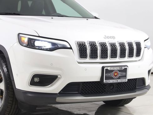 Used 2019 Jeep Cherokee Limited w/ Technology Group AWD/4WD image 36