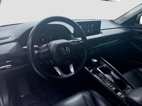 Certified 2023 Honda Accord Touring image 9