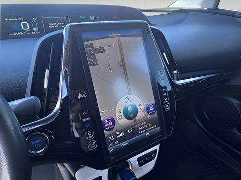 Used 2017 Toyota Prius Prime Premium w/ Carpet Mat Package image 20