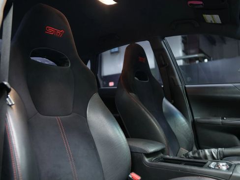 Used 2011 Subaru Impreza WRX STI image 27