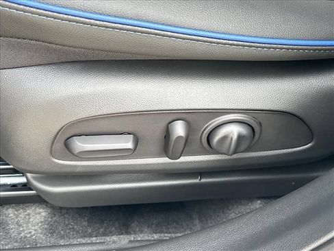 New 2026 Buick Envista Sport Touring w/ Convenience I Package FWD image 26
