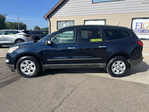 Used 2009 Chevrolet Traverse LS FWD image 8