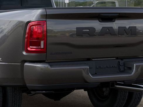 New 2026 RAM 3500 Laramie AWD/4WD image 13