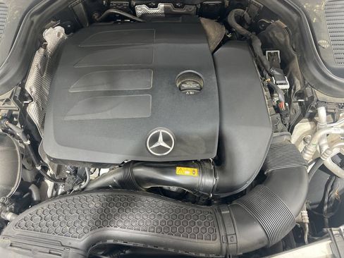 Used 2022 Mercedes-Benz GLC 300 image 27