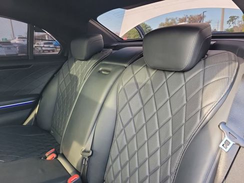 Used 2021 Mercedes-Benz S 580 S 580 w/ AMG Line image 9