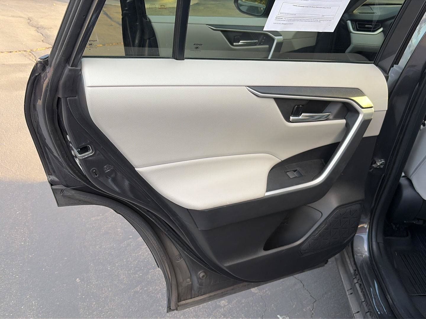 Used 2021 Toyota RAV4 XLE Premium AWD/4WD image 25