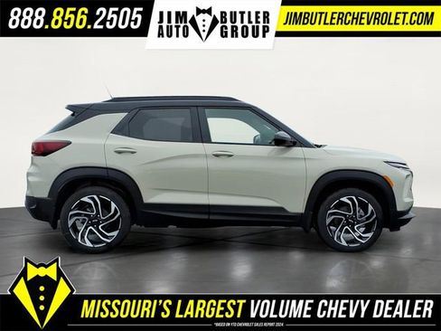 New 2026 Chevrolet TrailBlazer RS w/ Convenience Package AWD/4WD image 5