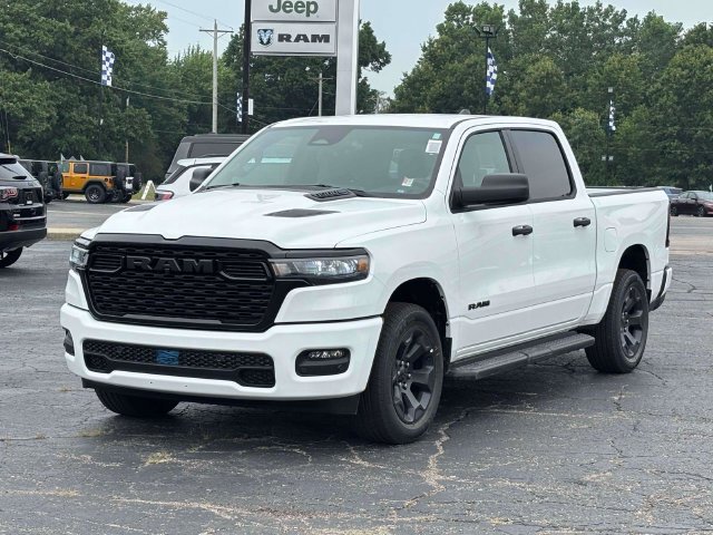 New 2026 RAM 1500 Express AWD/4WD image 28