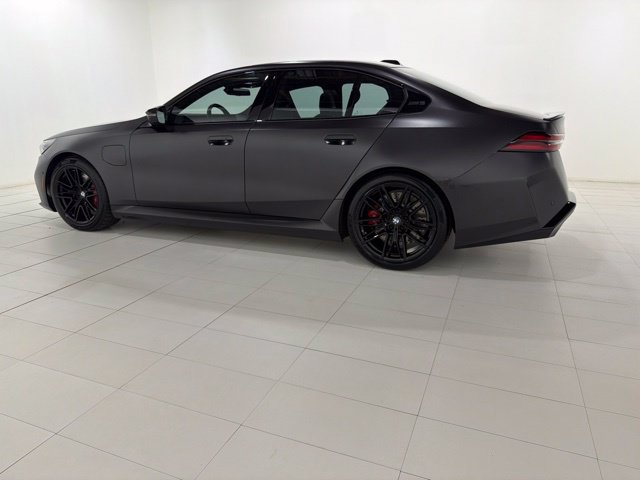 Used 2026 BMW M5 w/ Carbon Package AWD/4WD image 2