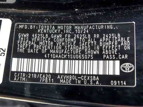 Used 2025 Toyota Camry SE FWD image 26