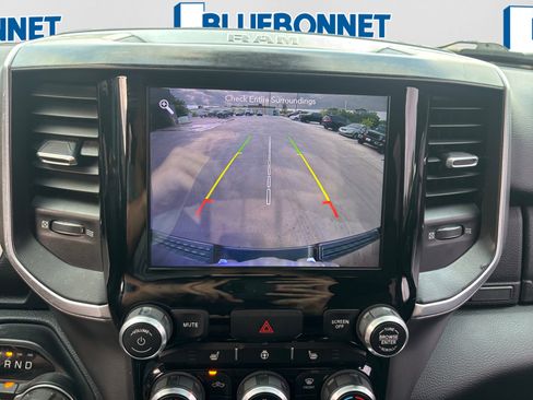 Used 2019 RAM 1500 Big Horn AWD/4WD image 16