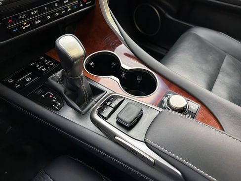 Used 2019 Lexus RX 350L AWD image 31