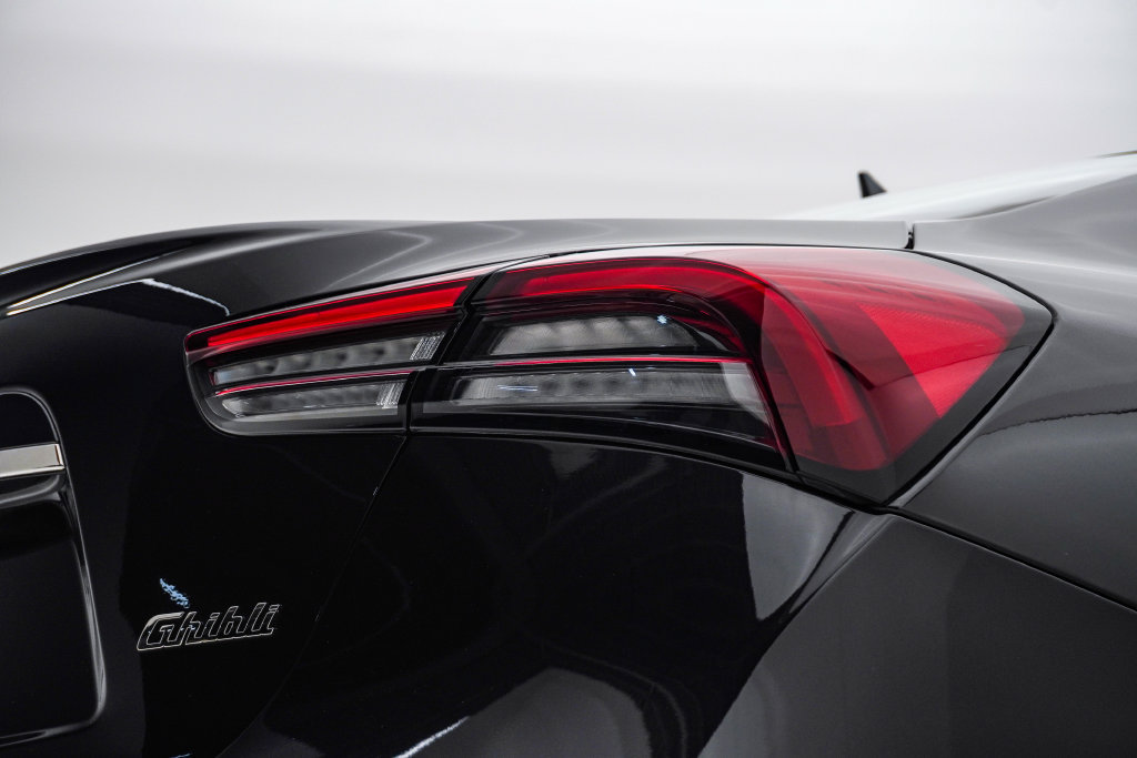 Certified 2023 Maserati Ghibli Modena Q4 AWD/4WD image 13