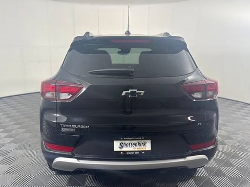Used 2023 Chevrolet TrailBlazer LT w/ Convenience Package FWD image 34