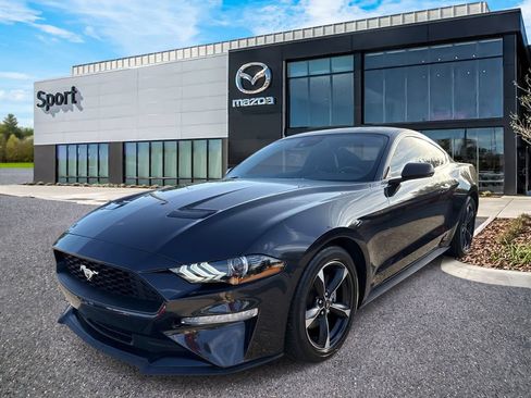 Used 2022 Ford Mustang Coupe RWD image 7