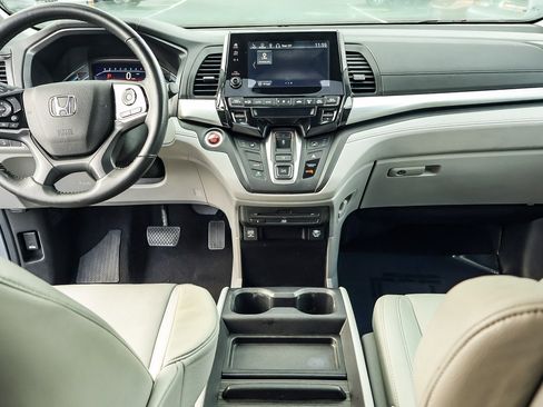 Used 2018 Honda Odyssey EX-L image 10