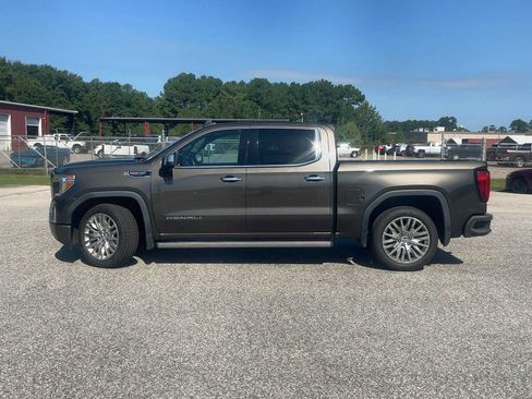 Used 2019 GMC Sierra 1500 Denali w/ Denali Ultimate Package AWD/4WD image 7