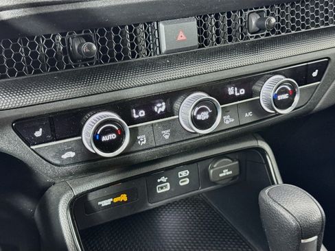 Certified 2024 Honda CR-V EX image 15