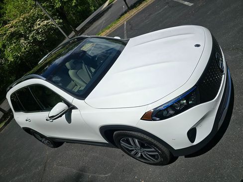 Used 2025 Mercedes-Benz EQB 300 4MATIC image 78