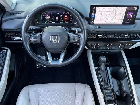 Certified 2023 Honda Accord Touring image 29