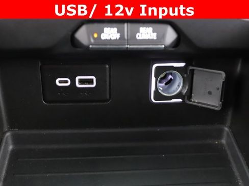 Used 2022 GMC Yukon SLE image 24