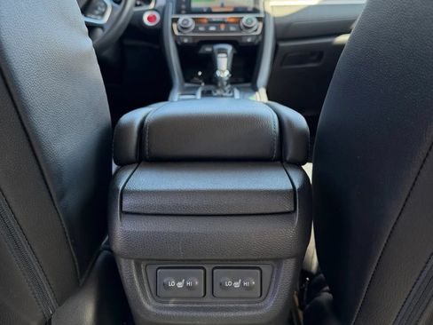 Used 2016 Honda Civic Touring image 13