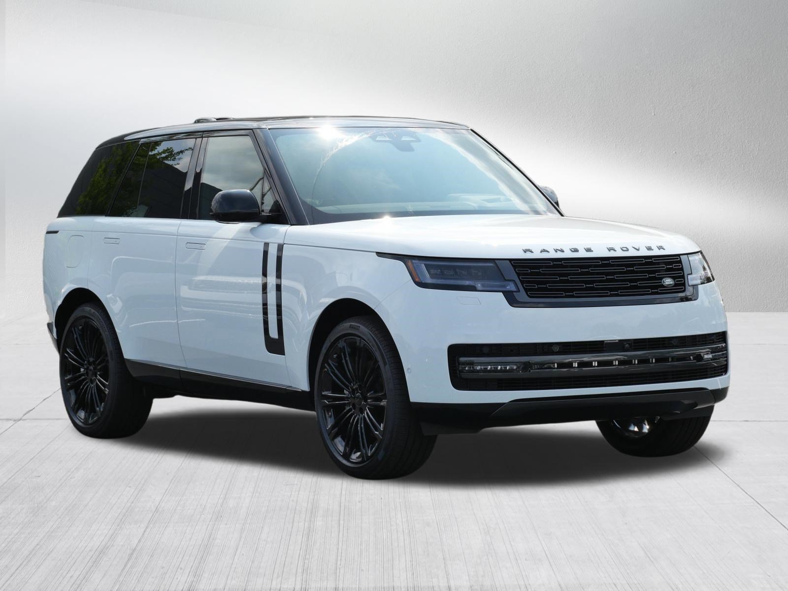 New 2026 Land Rover Range Rover SE AWD/4WD image 1