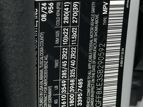 Certified 2025 Mercedes-Benz GLS 63 AMG 4MATIC image 37