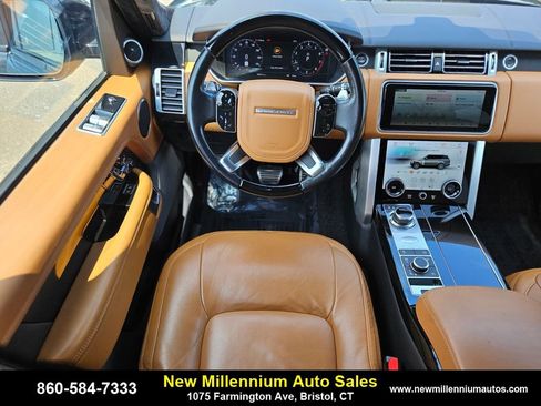 Used 2021 Land Rover Range Rover Long Wheelbase Autobiography image 13