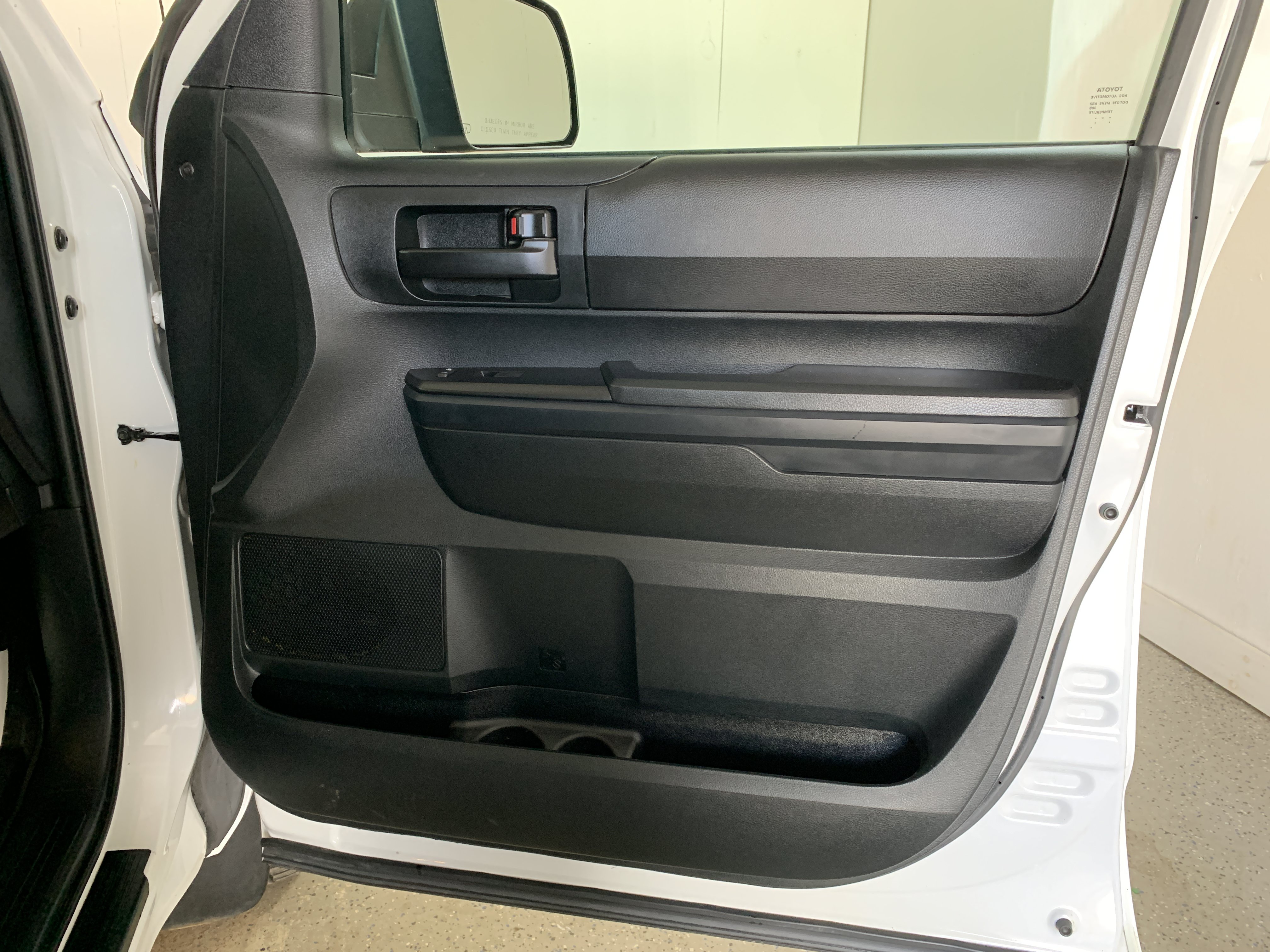 Used 2017 Toyota Tundra SR AWD/4WD image 31