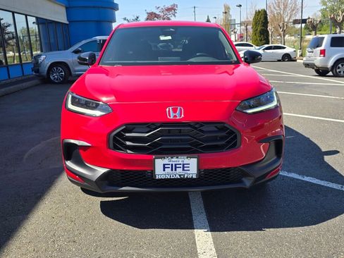New 2025 Honda HR-V Sport image 8