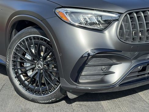 Used 2024 Mercedes-Benz GLC 43 AMG 4MATIC image 2