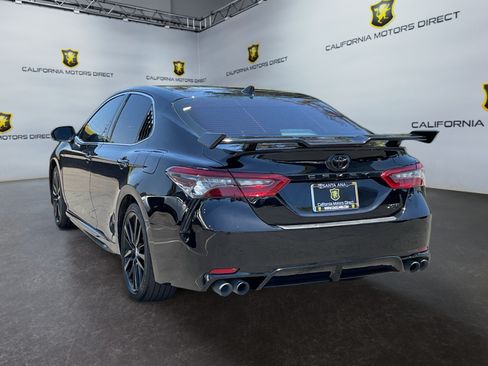 Used 2022 Toyota Camry XSE FWD image 7