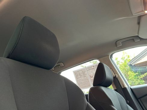 Used 2024 Nissan Rogue S AWD/4WD image 17