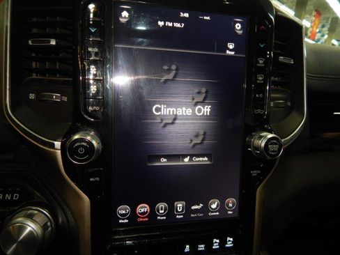 Used 2019 RAM 1500 Laramie image 28