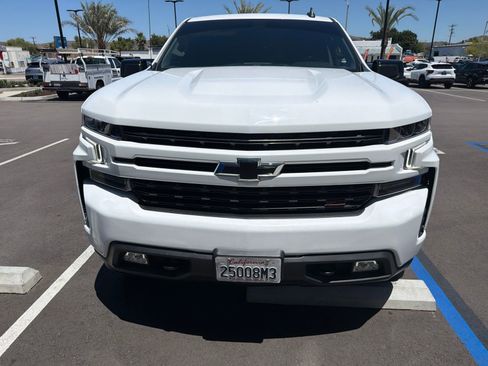 Used 2022 Chevrolet Silverado 1500 RST AWD/4WD image 2