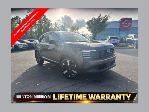 New 2026 Nissan Kicks SR w/ SR Premium Package FWD image 1
