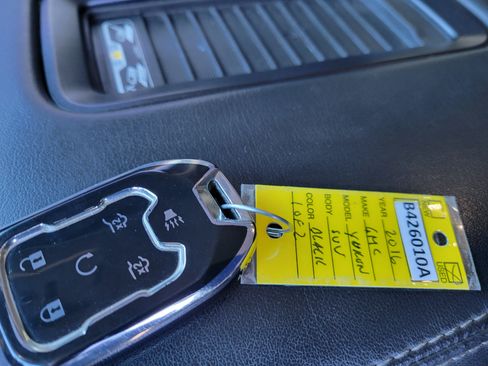 Certified 2016 GMC Yukon SLT image 44