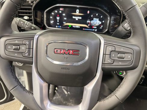 New 2026 GMC Sierra 1500 Elevation image 15