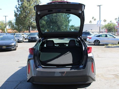Used 2018 Toyota Prius Prime Premium w/ Carpet Mat Package FWD image 34
